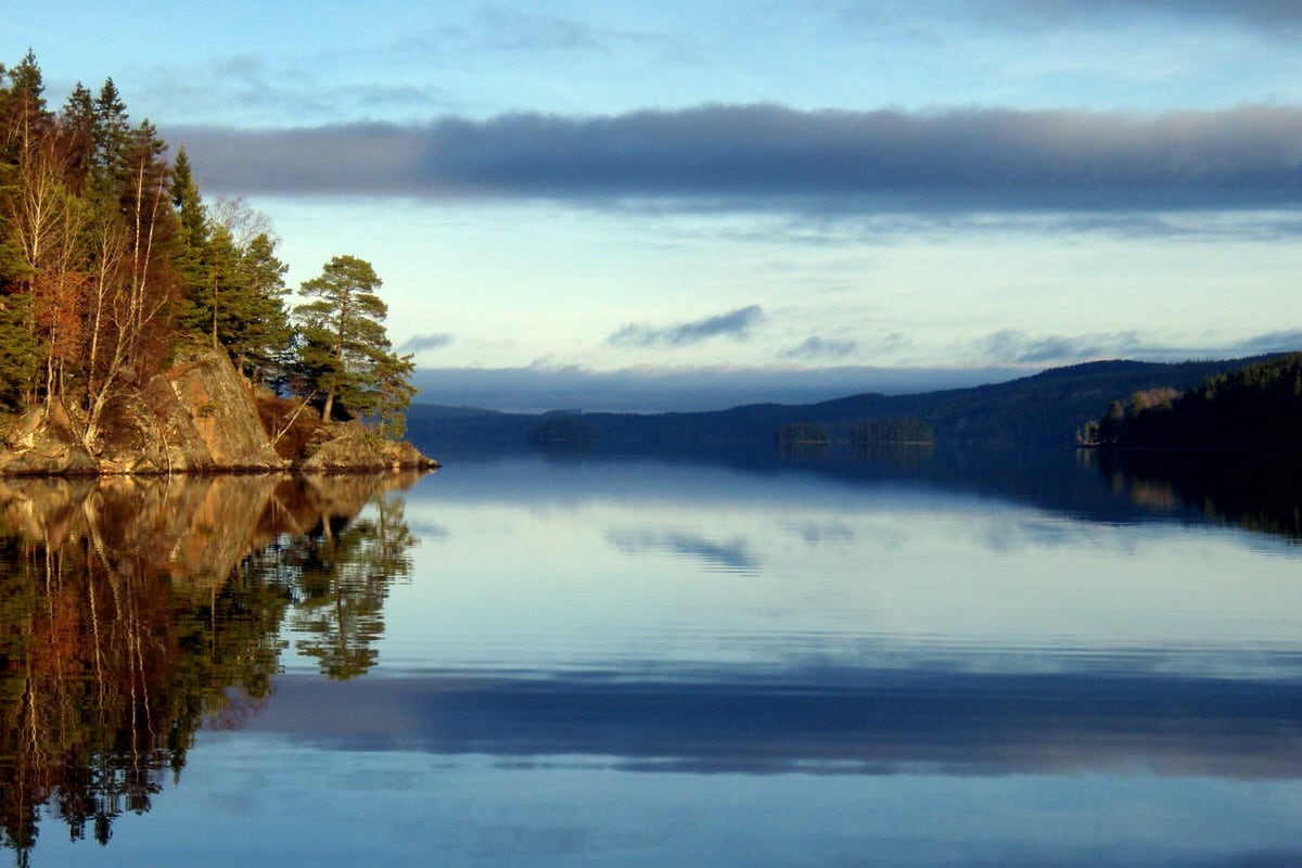 Dalslands Kanal i vackert ljus