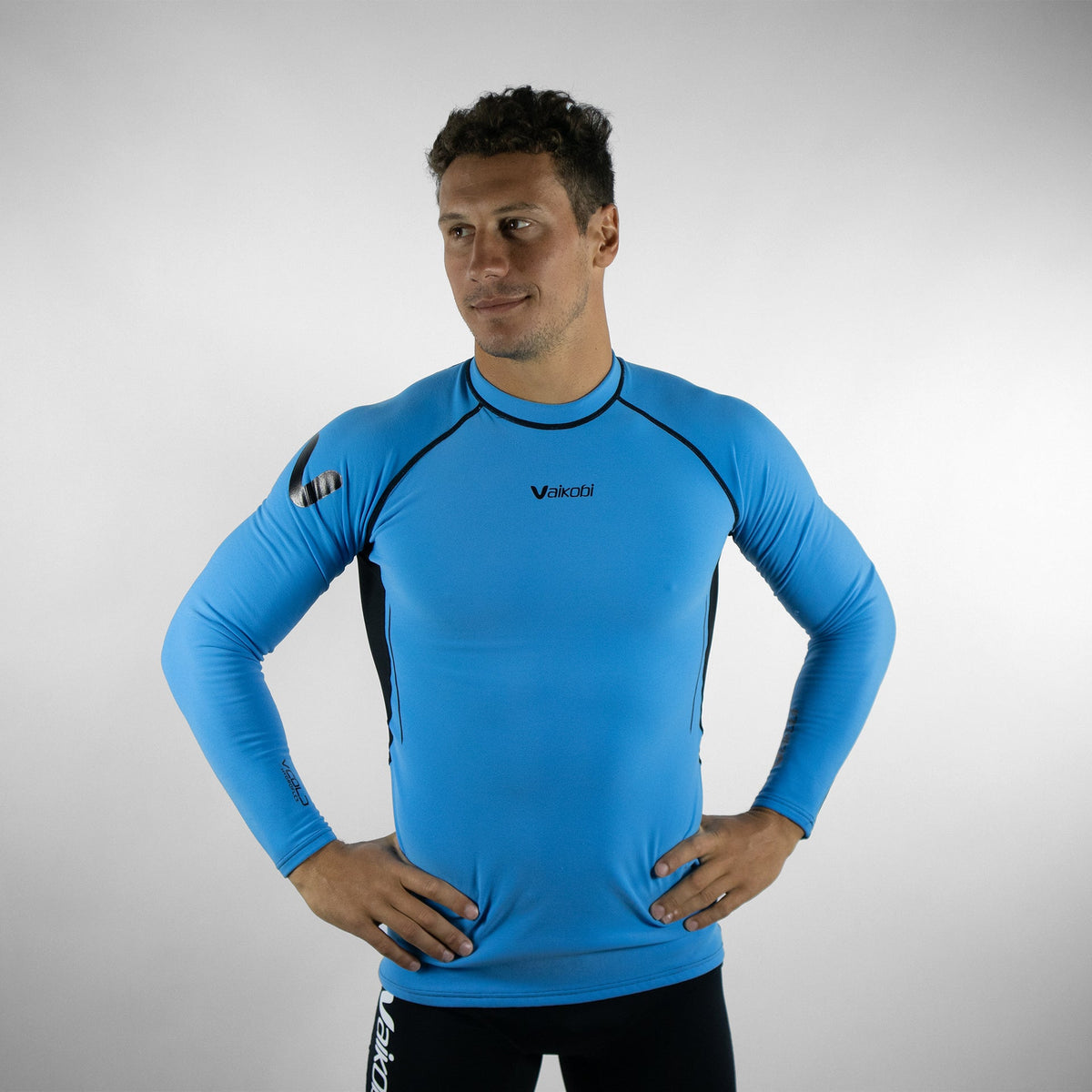 Vaikobi V Cold Hydroflex Top cyan hero front