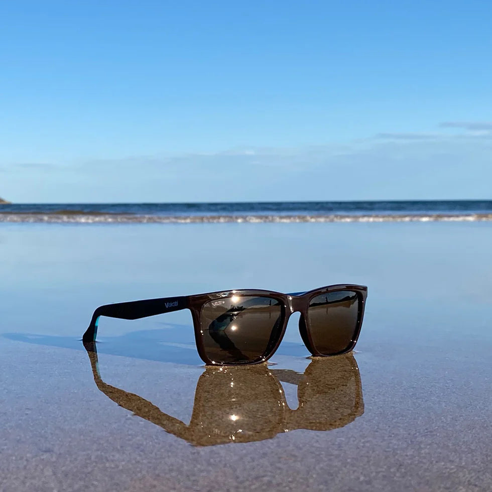 Vaikobi Viento Polarized Sunglasses - immersed in water at beach