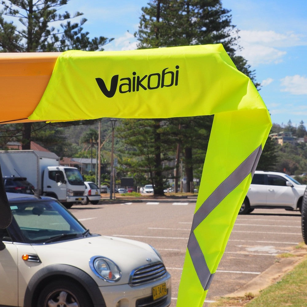 Vaikobi Tail Flag Ski - close-up with Vaikobi branding and reflective stripes
