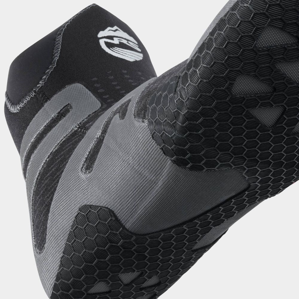 NRS Freestyle Wetshoe - detail, sole with reinforcements