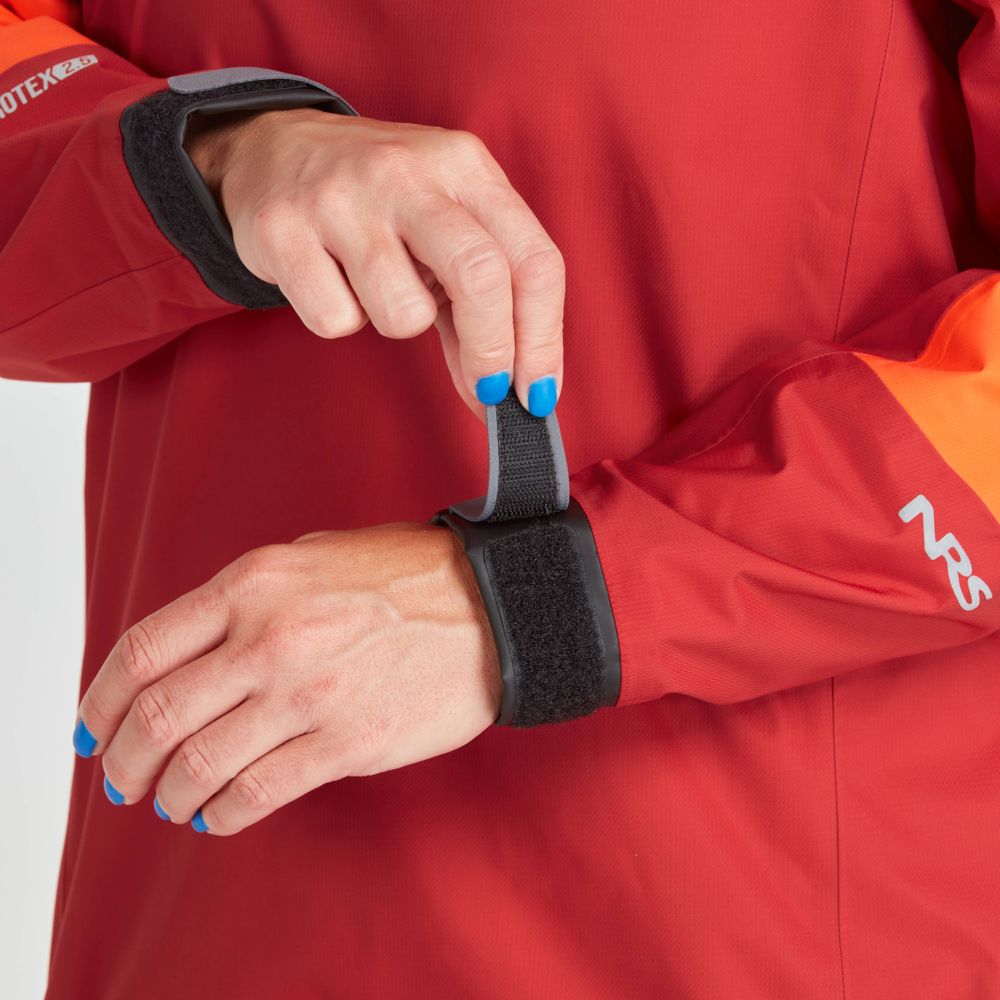 NRS Womens Echo Paddle Jacket red - wrist closure